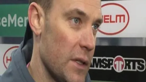 步行者常规赛击败骑士，比分135-126，三分狂潮刷新纪录，四人得分20+！